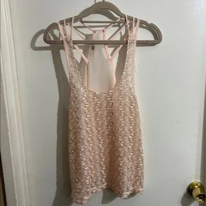 Sleeveless flow blouse